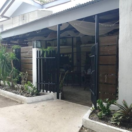 Cozy Inn Mactan Lapu-Lapu City Exterior foto