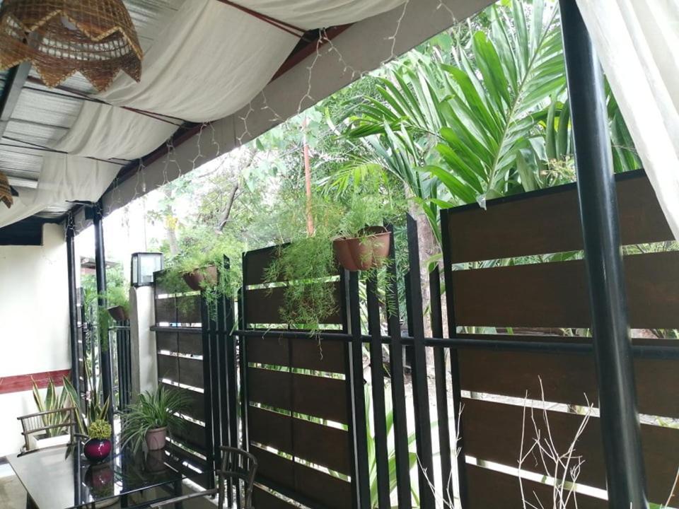 Cozy Inn Mactan Lapu-Lapu City Exterior foto